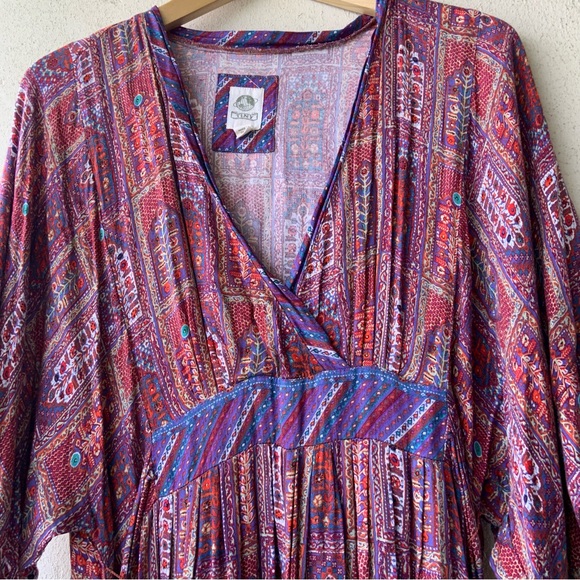 Anthropologie lovely dress with bell sleeves. - Picture 7 of 13